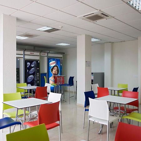 Albergue Inturjoven Sevilla المظهر الخارجي الصورة