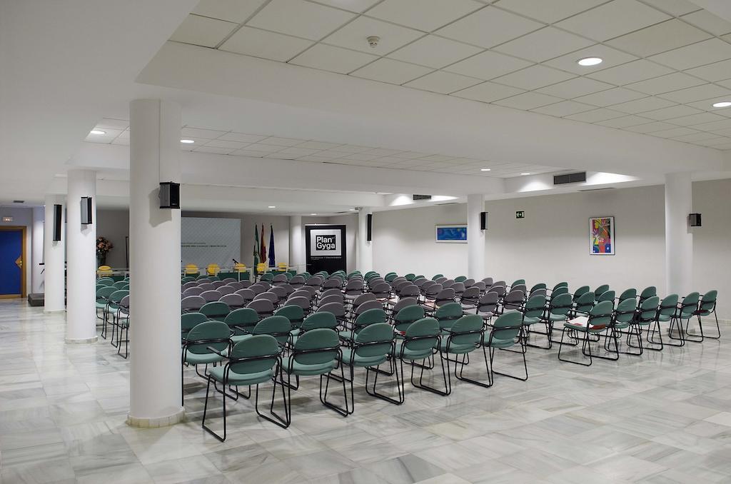 Albergue Inturjoven Sevilla المظهر الخارجي الصورة