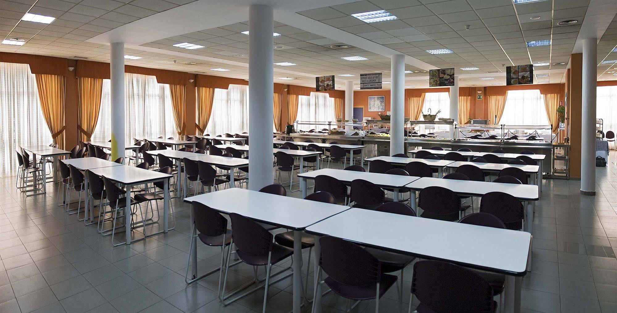 Albergue Inturjoven Sevilla المظهر الخارجي الصورة
