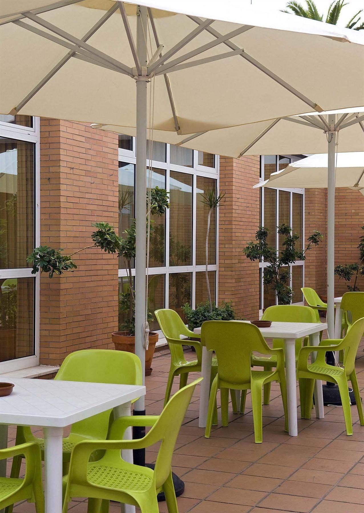 Albergue Inturjoven Sevilla المظهر الخارجي الصورة